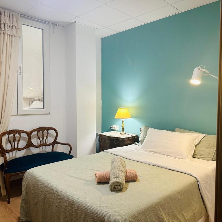 Mirador 1 del Mercado Central - habitacion con baño privado en el centro de la Ciudad Vella - One-Bedroom Apartment - 28
