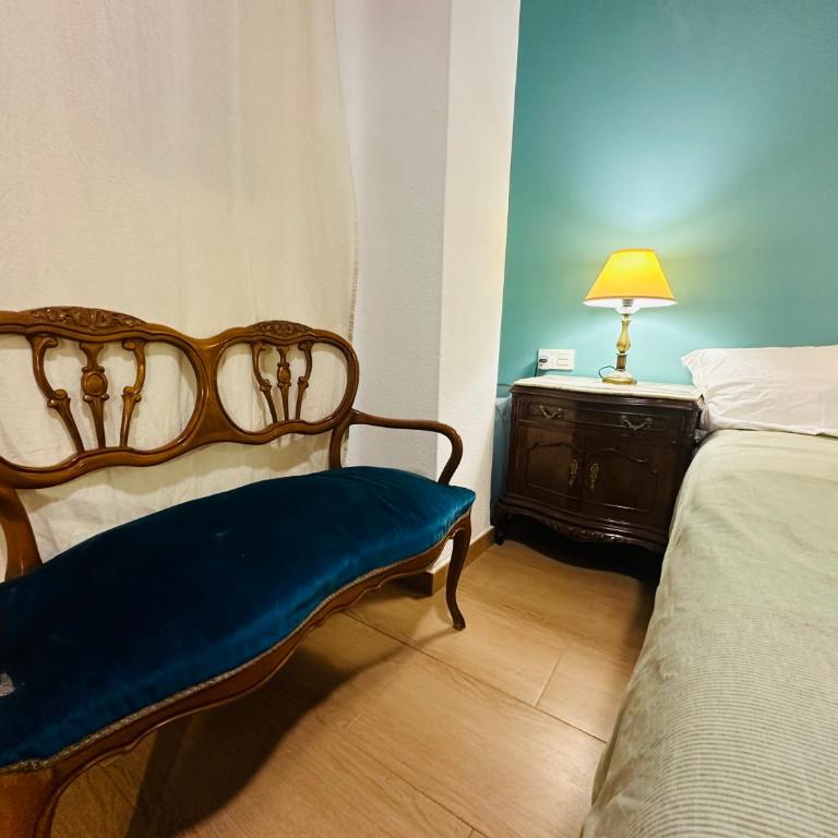 Mirador 1 del Mercado Central - habitacion con baño privado en el centro de la Ciudad Vella - One-Bedroom Apartment - 22