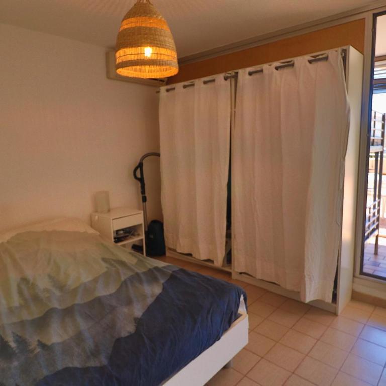 Terrasse de 30m², 2 pièces à Sète - FR-1-472-203 - Apartment - 7