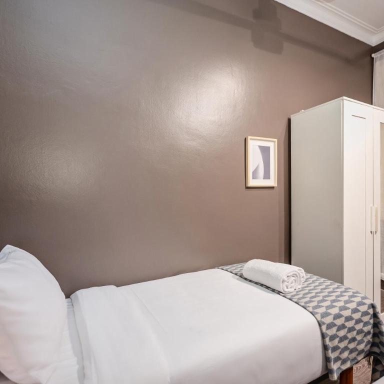 Sweett - The Roca House - Three-Bedroom Apartment - 7