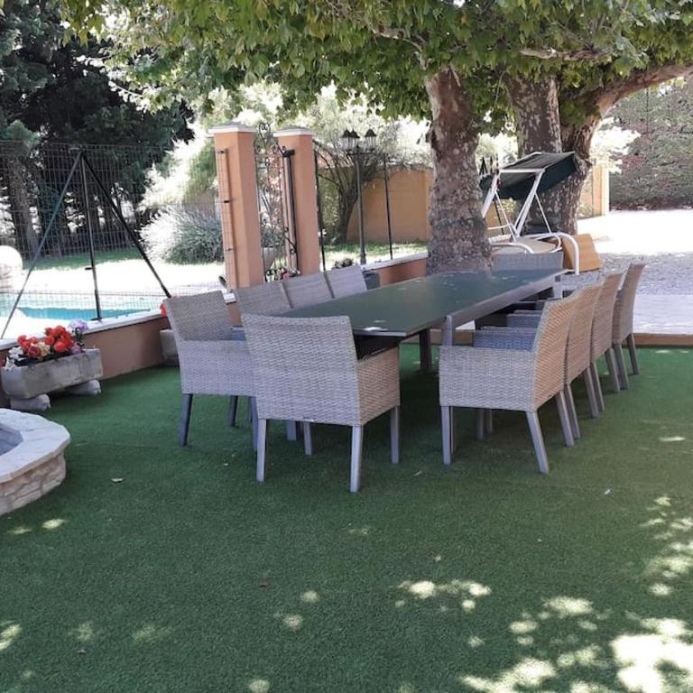 Avignon grande villa avec piscine sans vis à vis - Villa - 7