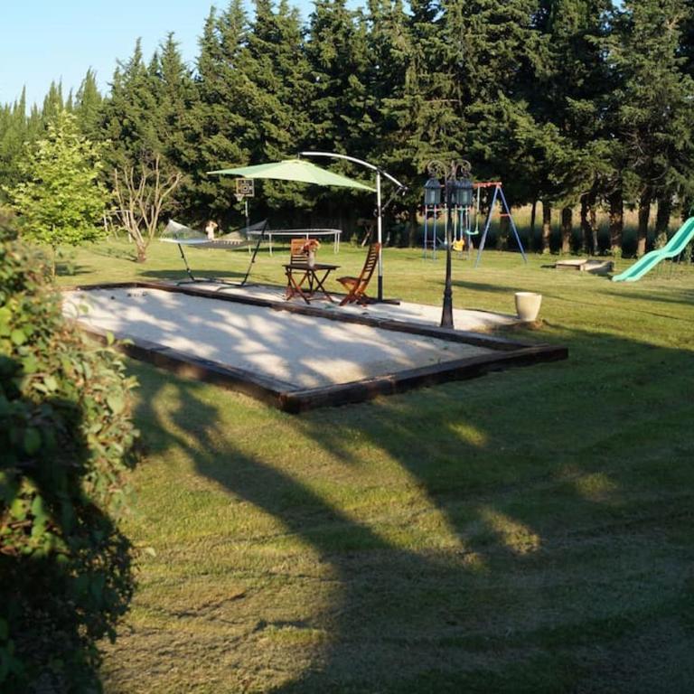 Avignon grande villa avec piscine sans vis à vis - Villa - 11