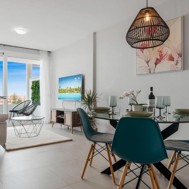 ViVi Homes - Sultana Gym, Pool, Terrace & Sea View - Apartment with Sea View - 21