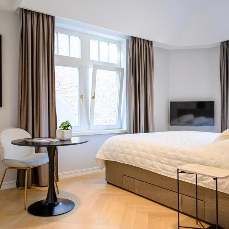 Engadin Suite in Heart of City - Studio Apartment - 6