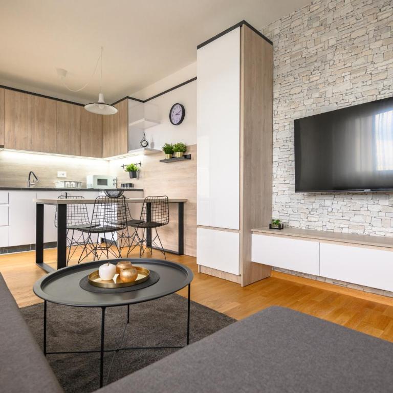 Ivona LUX -kod hotela Palisad - Apartman sa 1 Spavaćom Sobom - 1