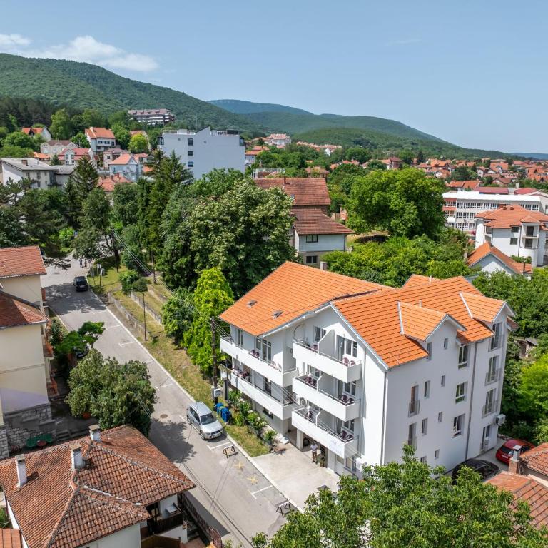 Milutinn-Kruška-Magnolija - One-Bedroom Apartment - 65