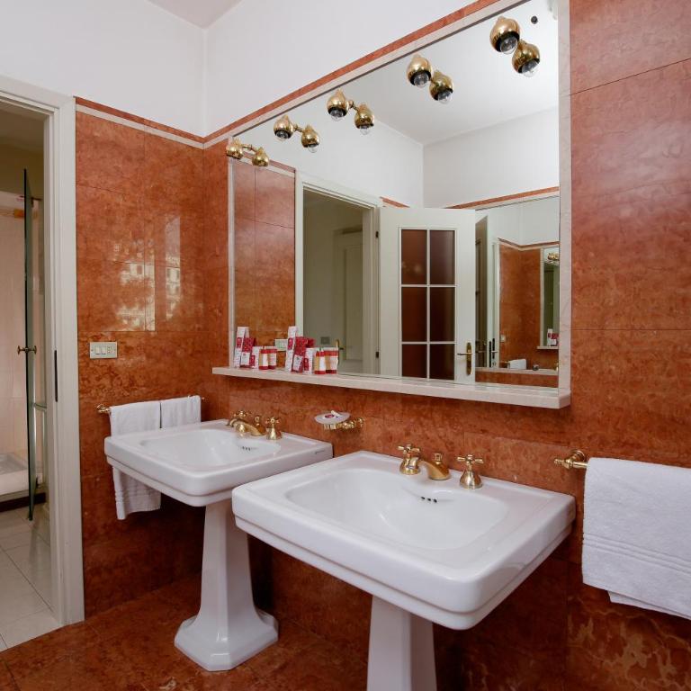 Grand Hotel De Londres - Suite con Balcone - 3
