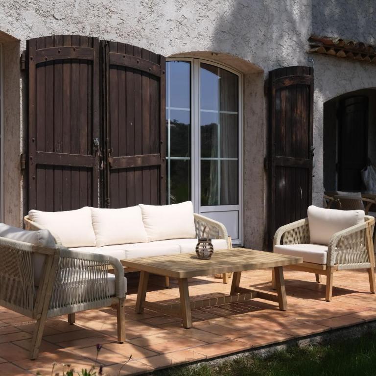 Location de chambre Villa les allamandas - Chambre Double avec Salle de Bains Privative - 54