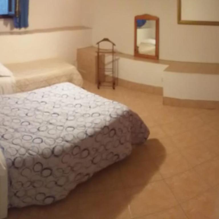 Garden Basement - Seminterrato Max 4 Ospiti - Fiumicino vicino Aeroporto e Fiera - Appartamento con 1 Camera da Letto - 30