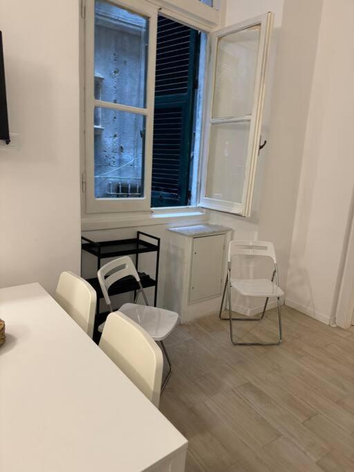 Cinque Lampadi Acquario - Appartamento con 2 Camere da Letto - 5