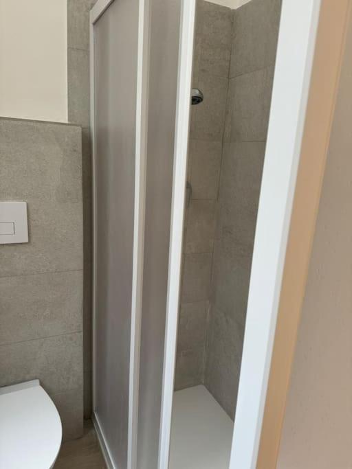 Cinque Lampadi Acquario - Appartamento con 2 Camere da Letto - 22