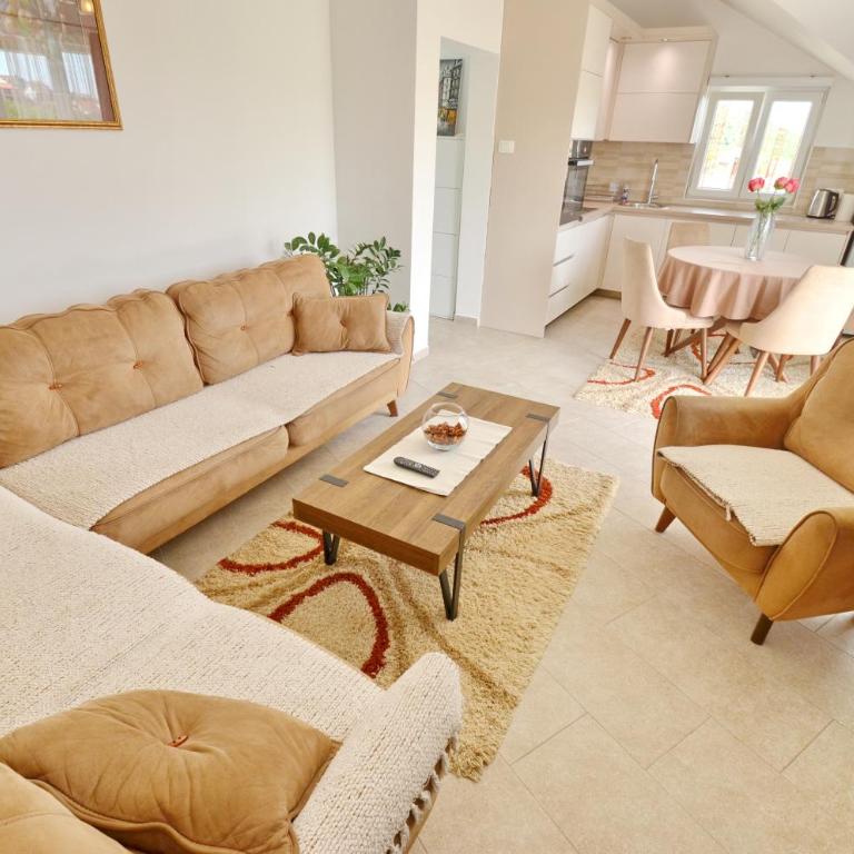 Sun Apartment - One-Bedroom Apartment - 7