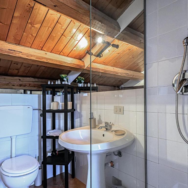 Casa Querencia rooms - Camera Quadrupla con Bagno Privato Esterno - 8