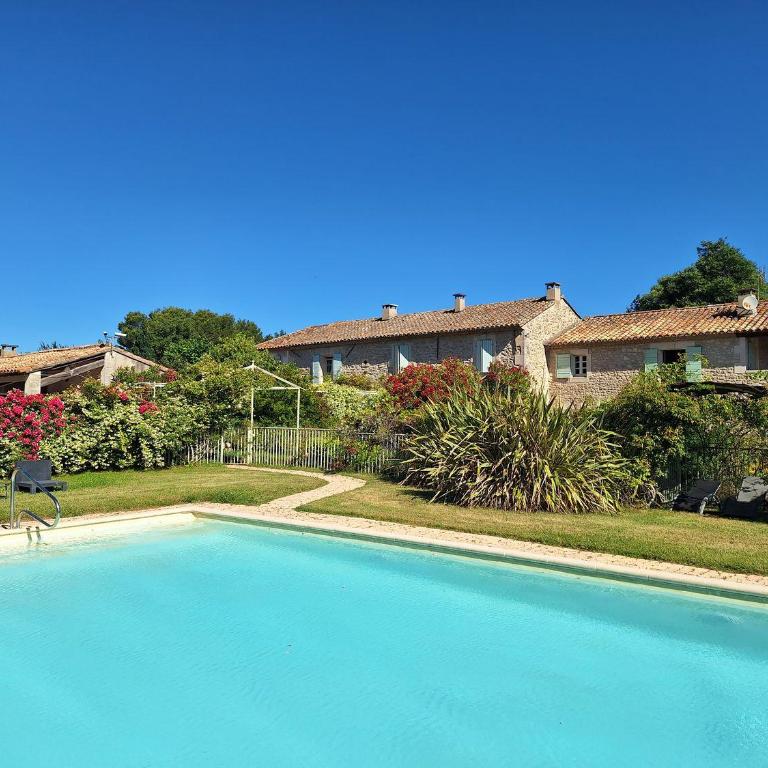 Alpilles Cottage Philippe's Farm Gite 55m2 - 2 chambres - calme - piscine mas des figues - agritourisme bio - 3km Saint Rémy de Provence - Parc Naturel Régional des Alpilles - 6km Baux de Provence - - Maison 2 Chambres - 8