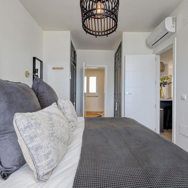 Renovated apt Douro - balcony right at the sea - Two-Bedroom Apartment - 7
