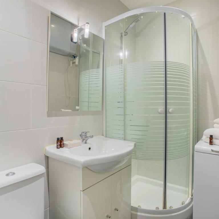 Faiderbe-Chaligny 1-Bed Apt Sleeps 2 - Apartment - 13