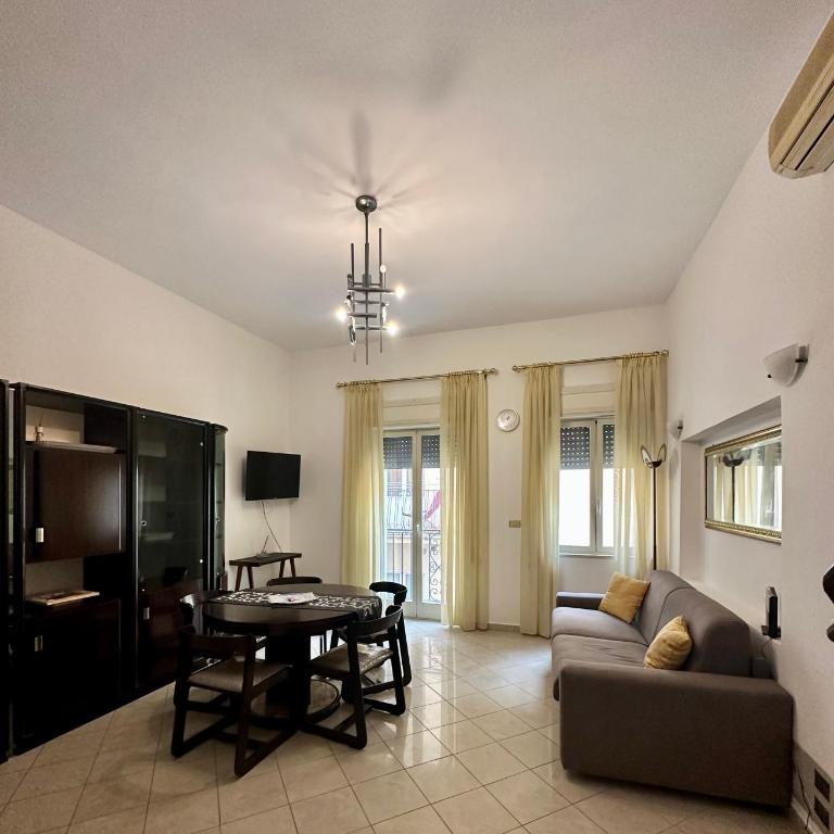 Alloggio Vacanze Caieta - Casa con 2 Camere da Letto - 2