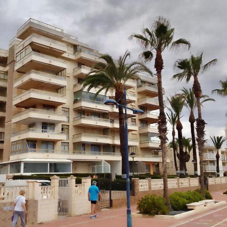 ATICO EN PRIMERA LÍNEA MEDITERRANEO - Apartamento de 3 dormitorios - 40