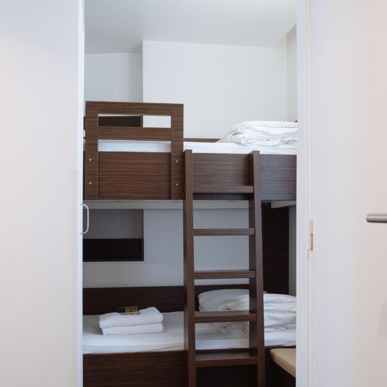 Hôtel & Appartements Monsigny - Chambre Quadruple - 5