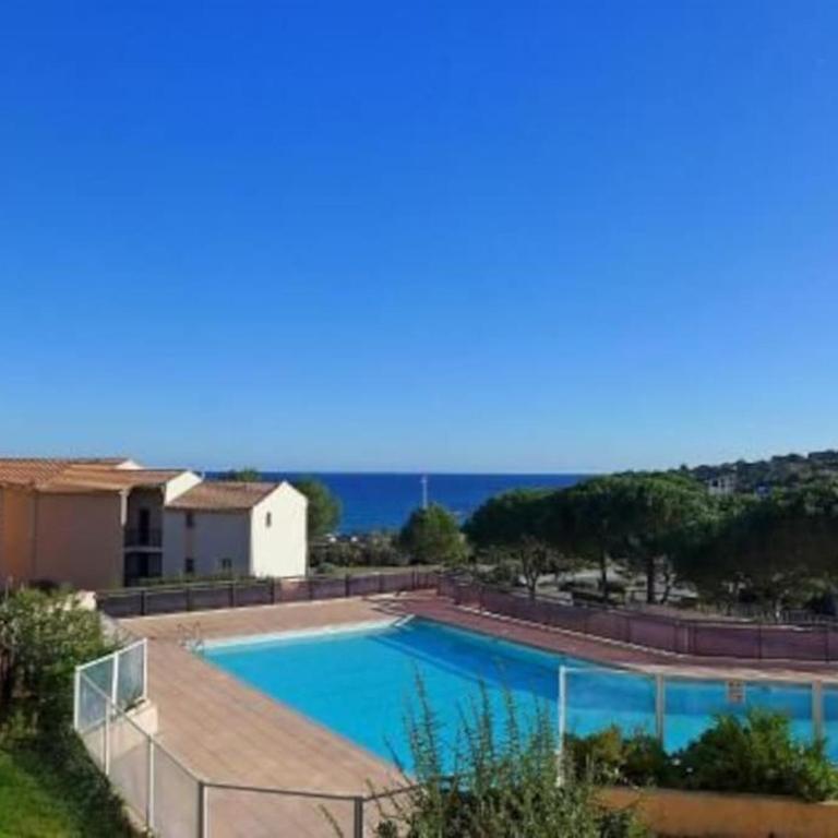 Sea View Residential Apartment beach front - Appartement 3 Chambres - 2