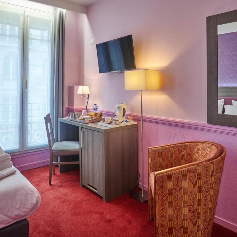 Hôtel Poussin - Chambre Double ou Lits Jumeaux - 10