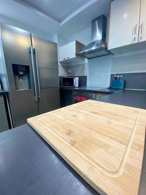 Appartement Proche centre ville avec Parking Gratuit - Apartment mit 2 Schlafzimmern - 9