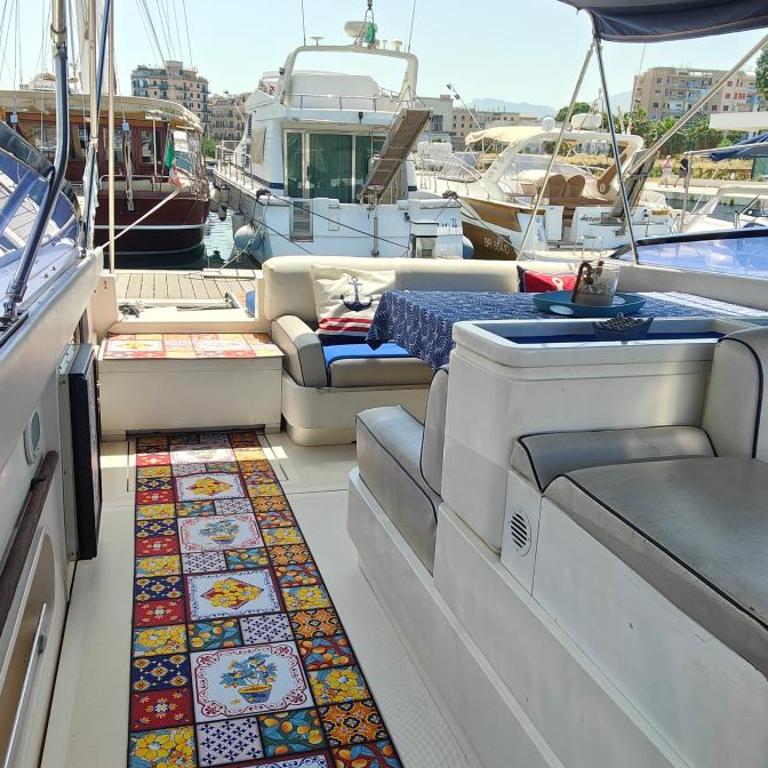 Desirè Charming House Boat - Barca con 2 Cabine - 28