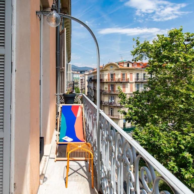 #27 Staywizus - Urban Suite AC 2 Bedrooms 10mins Walk Sea & Old Town - Appartement 2 Chambres - 20