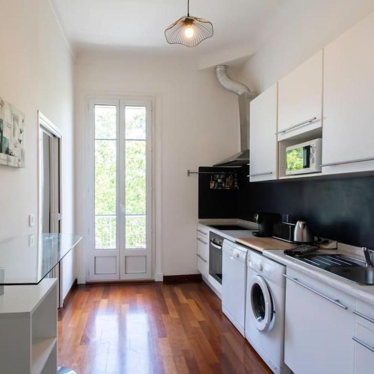 #27 Staywizus - Urban Suite AC 2 Bedrooms 10mins Walk Sea & Old Town - Appartement 2 Chambres - 35