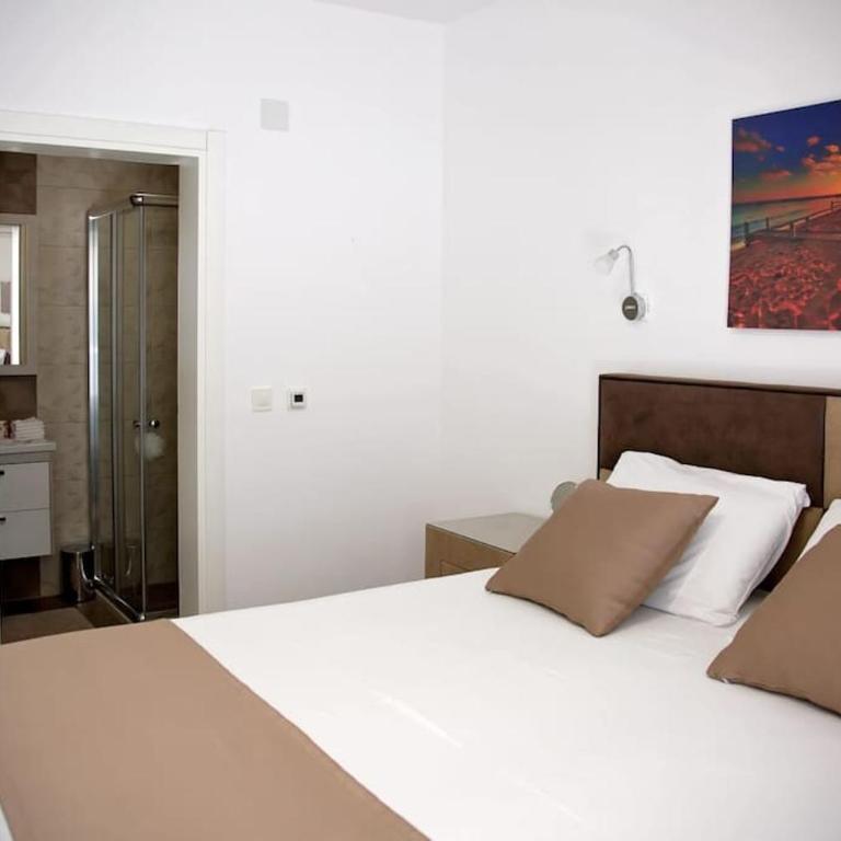 Sea view dobra voda - Two-Bedroom Apartment - 17