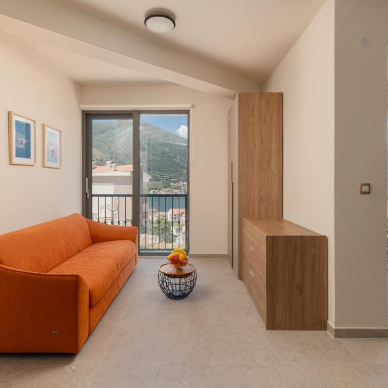 Sea View Paradise Apartment - One-Bedroom Apartment with Sea View - 6