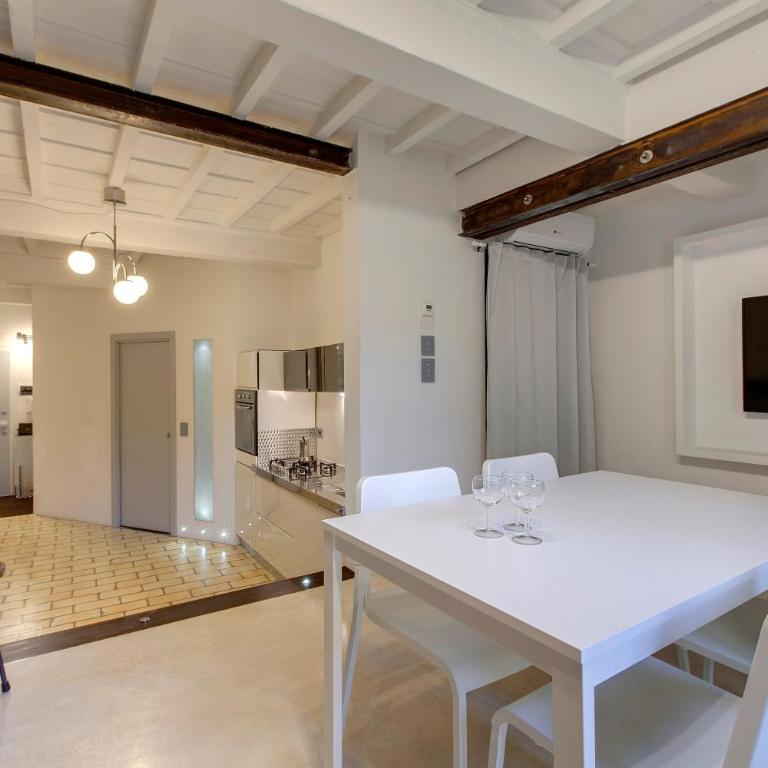 Victor Apartment by Mamo Florence - Two-Bedroom Apartment - 11