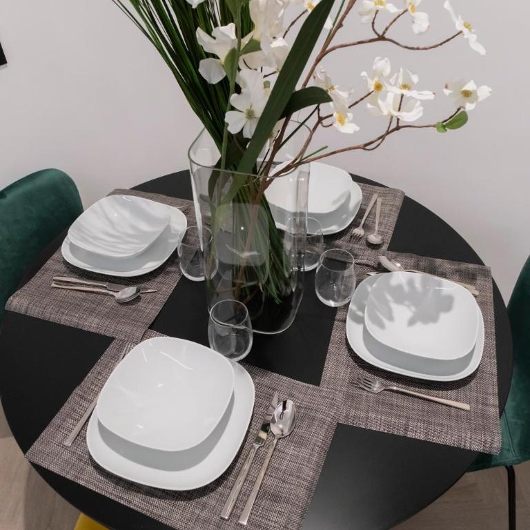 barneys design apartment - One-Bedroom Apartment - 4