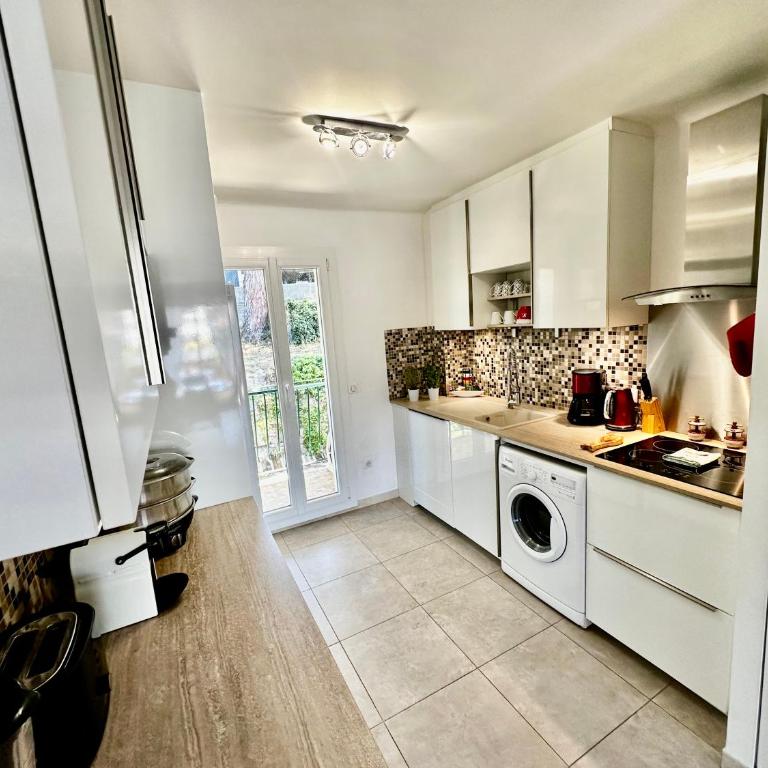 CASSIS LOVERS AND BABY Option Parking - Apartment - 8