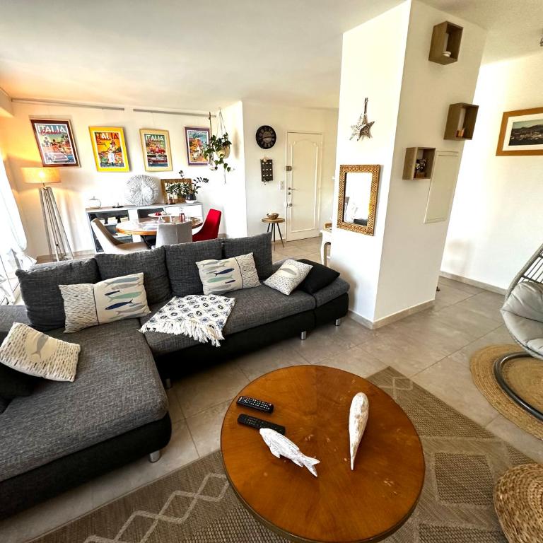 CASSIS LOVERS AND BABY Option Parking - Apartment - 13