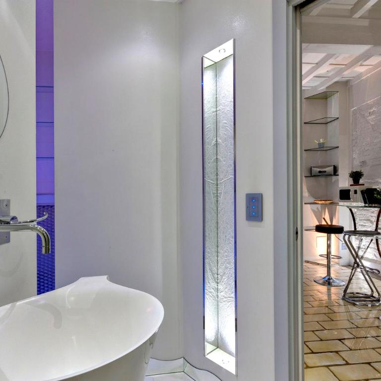 Victor Apartment by Mamo Florence - Two-Bedroom Apartment - 18