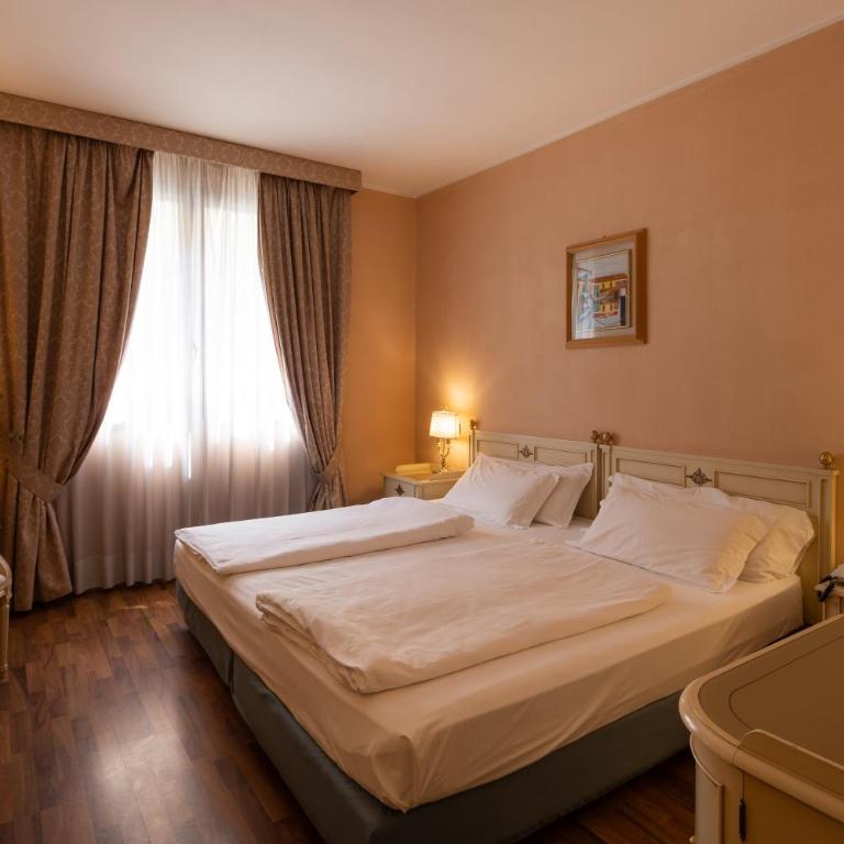 Hotel Lucrezia Borgia - Camera Matrimoniale Deluxe - 1
