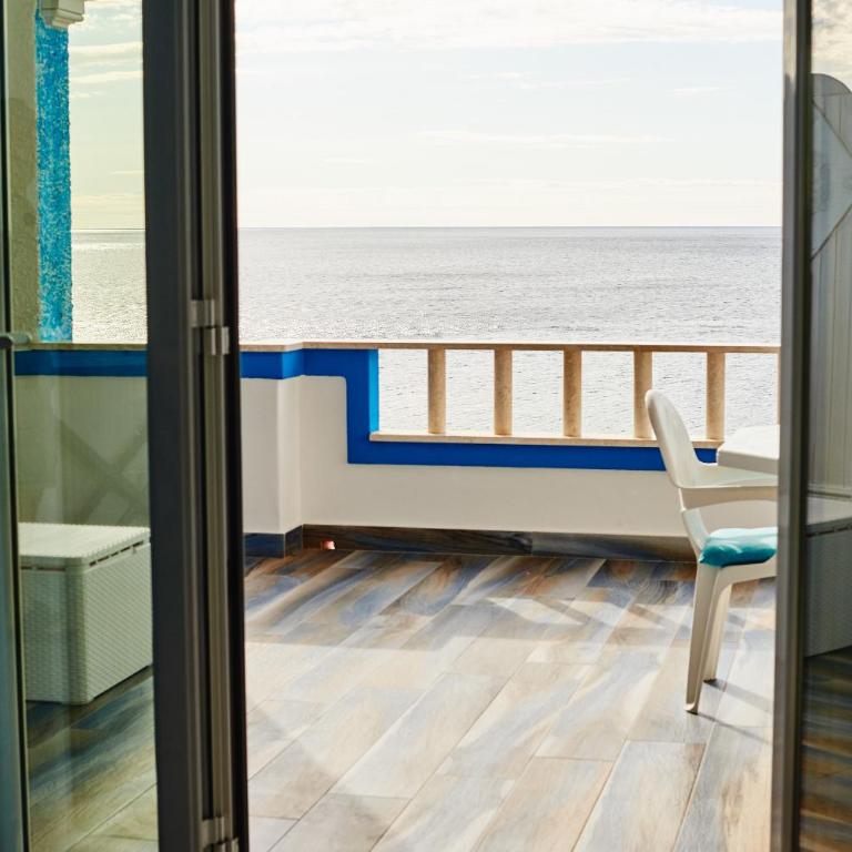 B&B AcquaDolce - Camera Deluxe Matrimoniale con Vista Mare - 16