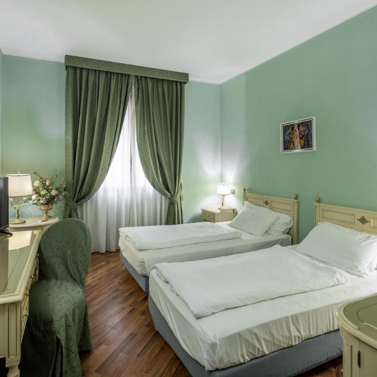 Hotel Lucrezia Borgia - Camera Deluxe Doppia con Letti Singoli - 11