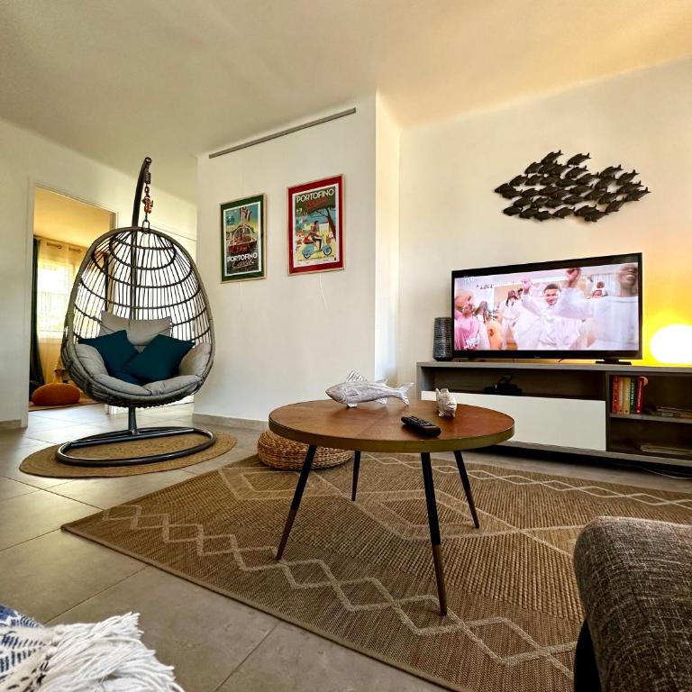 CASSIS LOVERS AND BABY Option Parking - Apartment - 14