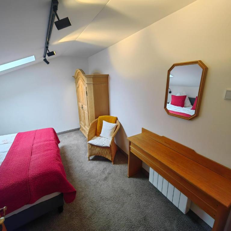 Gästehaus Groder - Comfort Apartment mit 1 Schlafzimmer und Balkon - 7