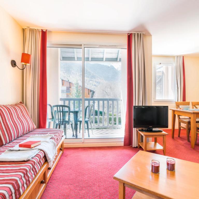Résidence Pierre & Vacances Les Rives de l'Aure - Appartement 3 Chambres avec Balcon (8 Personnes) - 8