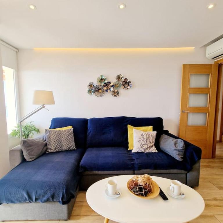 Beachfront Dream: Prime Location with Sea Views - Apartamento de 2 dormitorios - 27