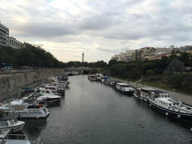 Top floor with Eiffel Tower view and roof top - Appartement 2 Chambres - 32