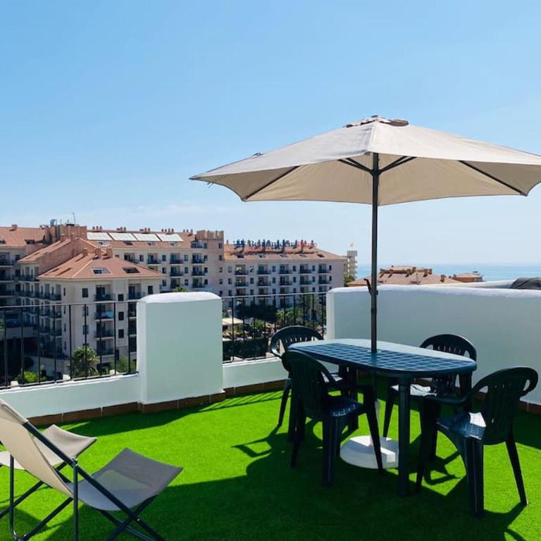 Fantástico dúplex con piscina, parking & solárium - Two-Bedroom Apartment - 1