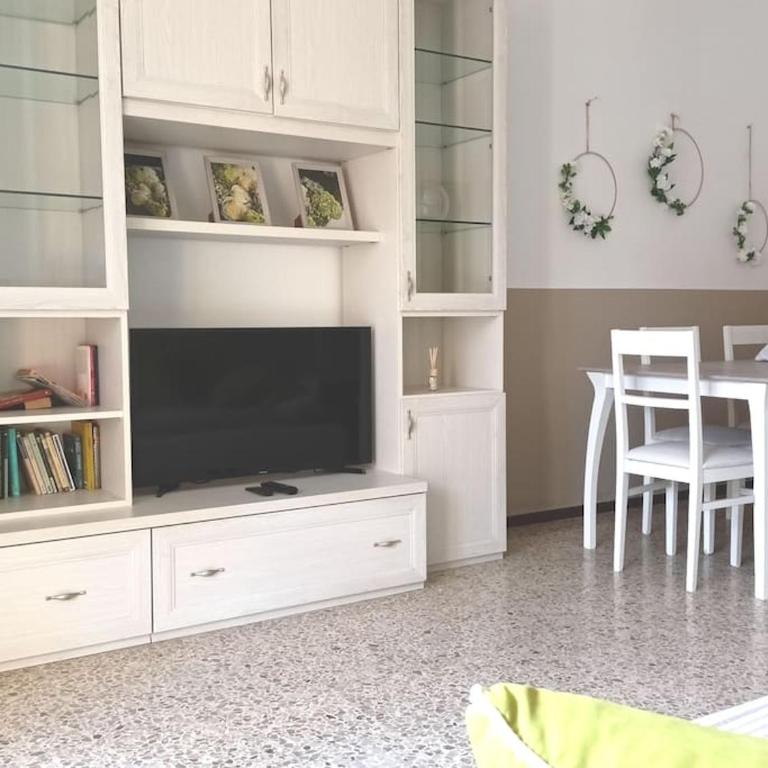 CASA di ALE Incantevole appartamento con parcheggio gratuito - Appartamento con 1 Camera da Letto - 12