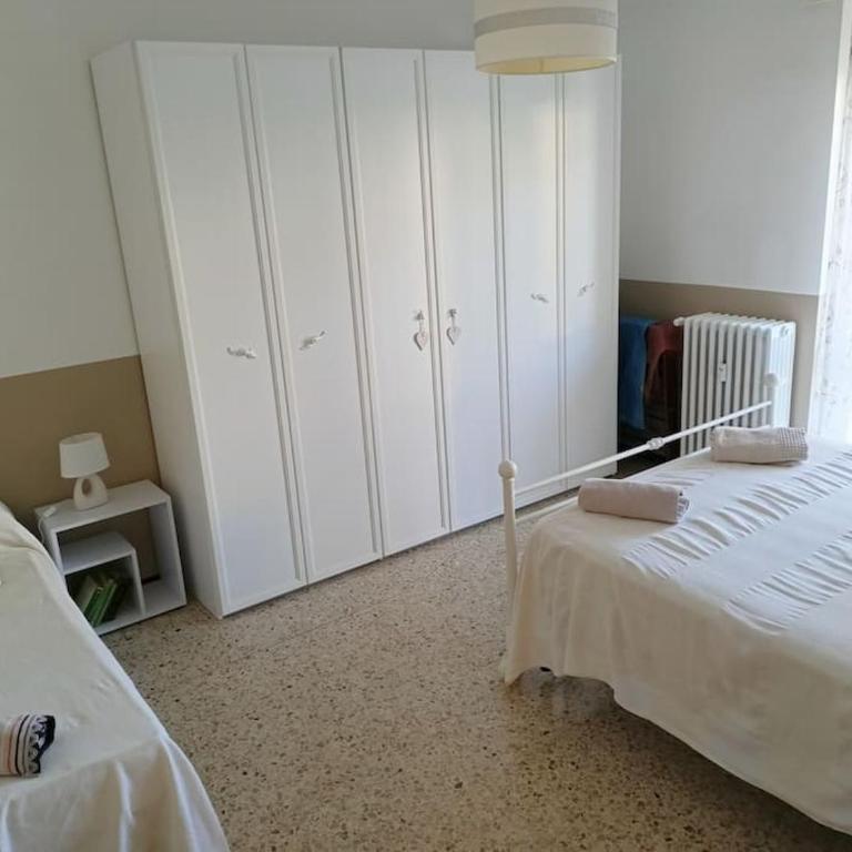 CASA di ALE Incantevole appartamento con parcheggio gratuito - Appartamento con 1 Camera da Letto - 22