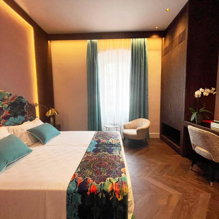 LVG Hotel Collection - Grand Hotel Mediterranee - Camera Superior Doppia Laterale - 3