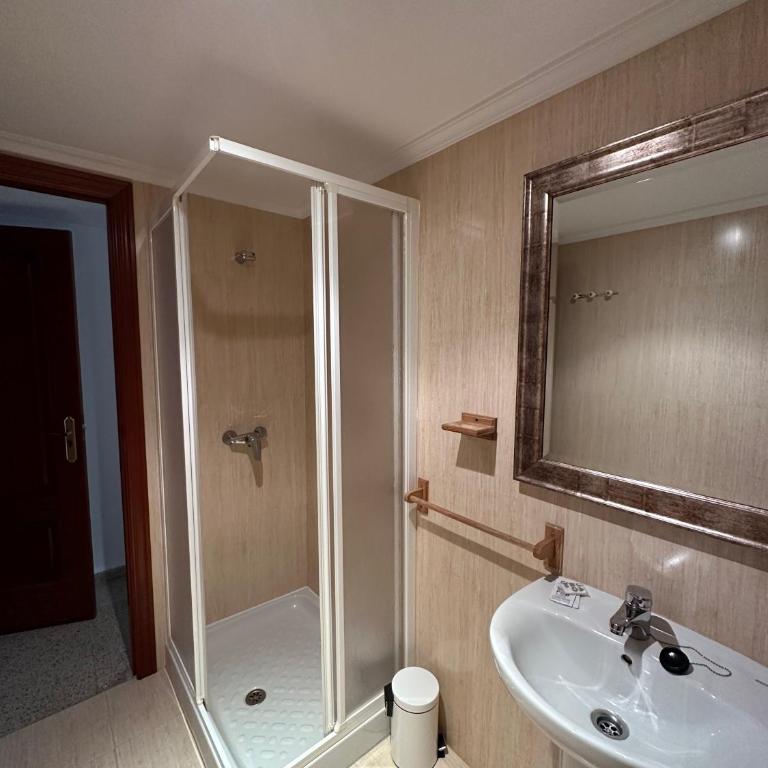 Hotel Angelito - Habitación Doble - 1 o 2 camas - 8
