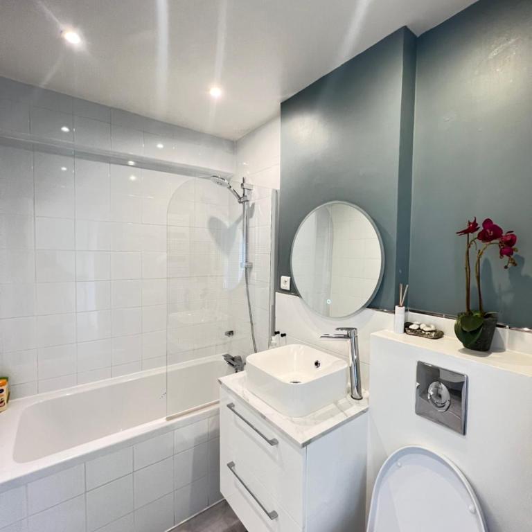Apartment HOME in Paris with View, 15min to center - Appartement - Vue sur Ville - 5